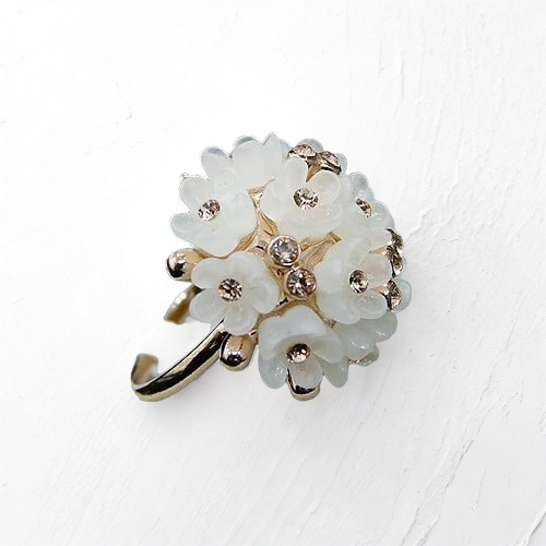 Floral Seashell: Rose Gold Bouquet Ring - StylinArts
