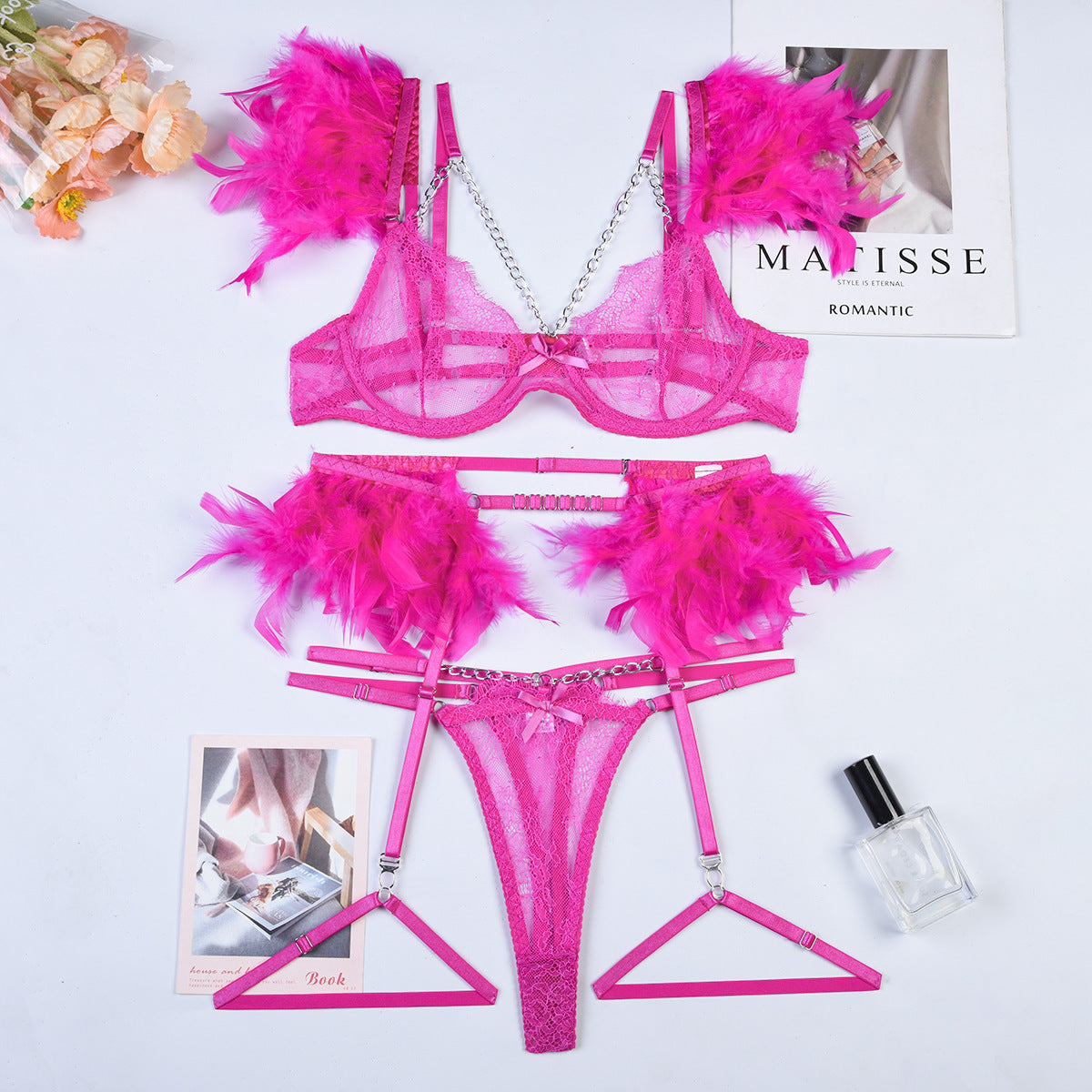 Vibrant Feather Embellished Three-Point Lingerie Set - StylinArts-Basques-StylinArts