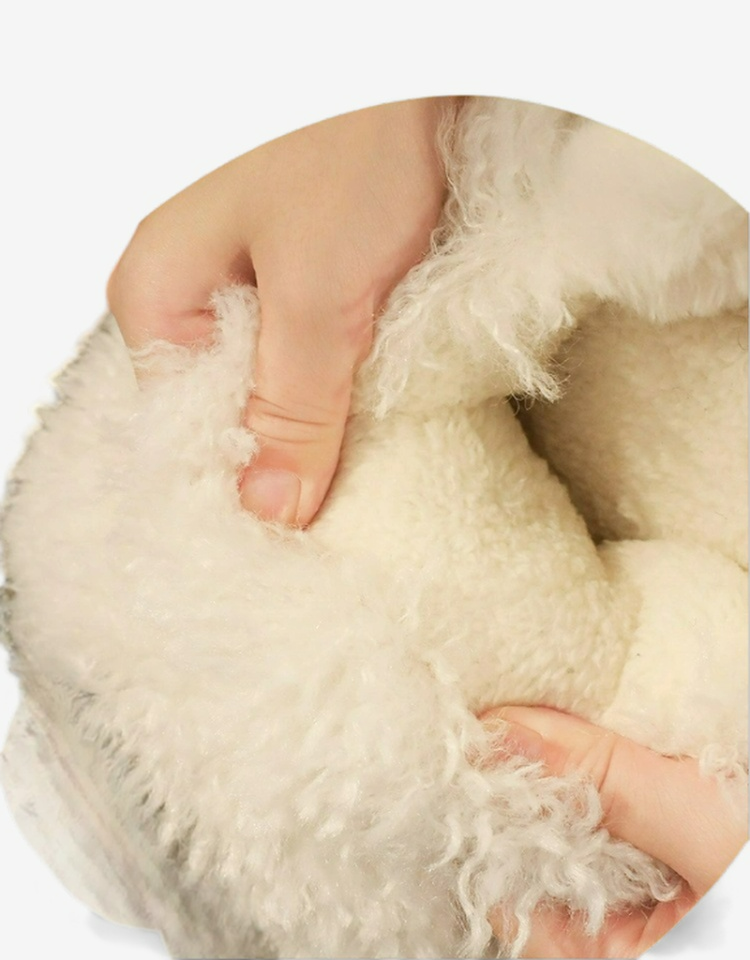 Fleece Friends - Plush Sheep Indoor Slippers