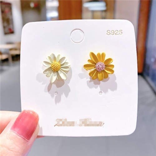 White and Yellow Daisy Daydream Studs-Fashion Earrings-StylinArts