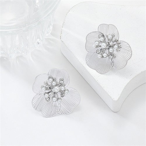 Silver Bloom: Elegant Flower Bead Earrings-Fashion Earrings-StylinArts