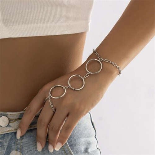 Punk Style Circles Connecting Finger Design Women Alloy Wholesale Bracelet - Silver