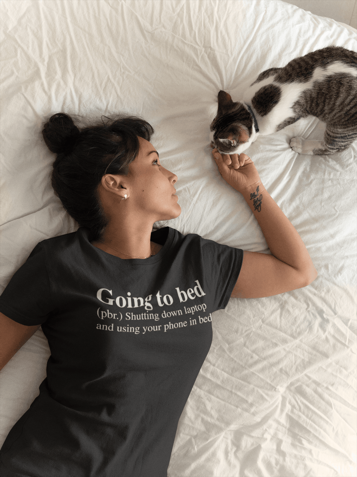 Definition - Going to bed T-shirt - StylinArt