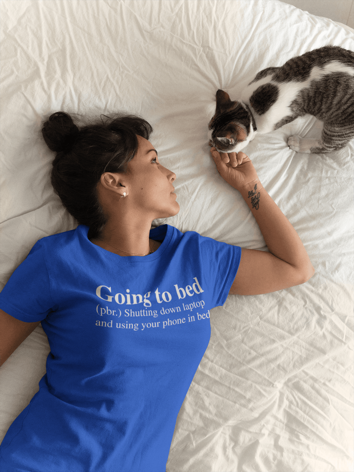 Definition - Going to bed T-shirt - StylinArt