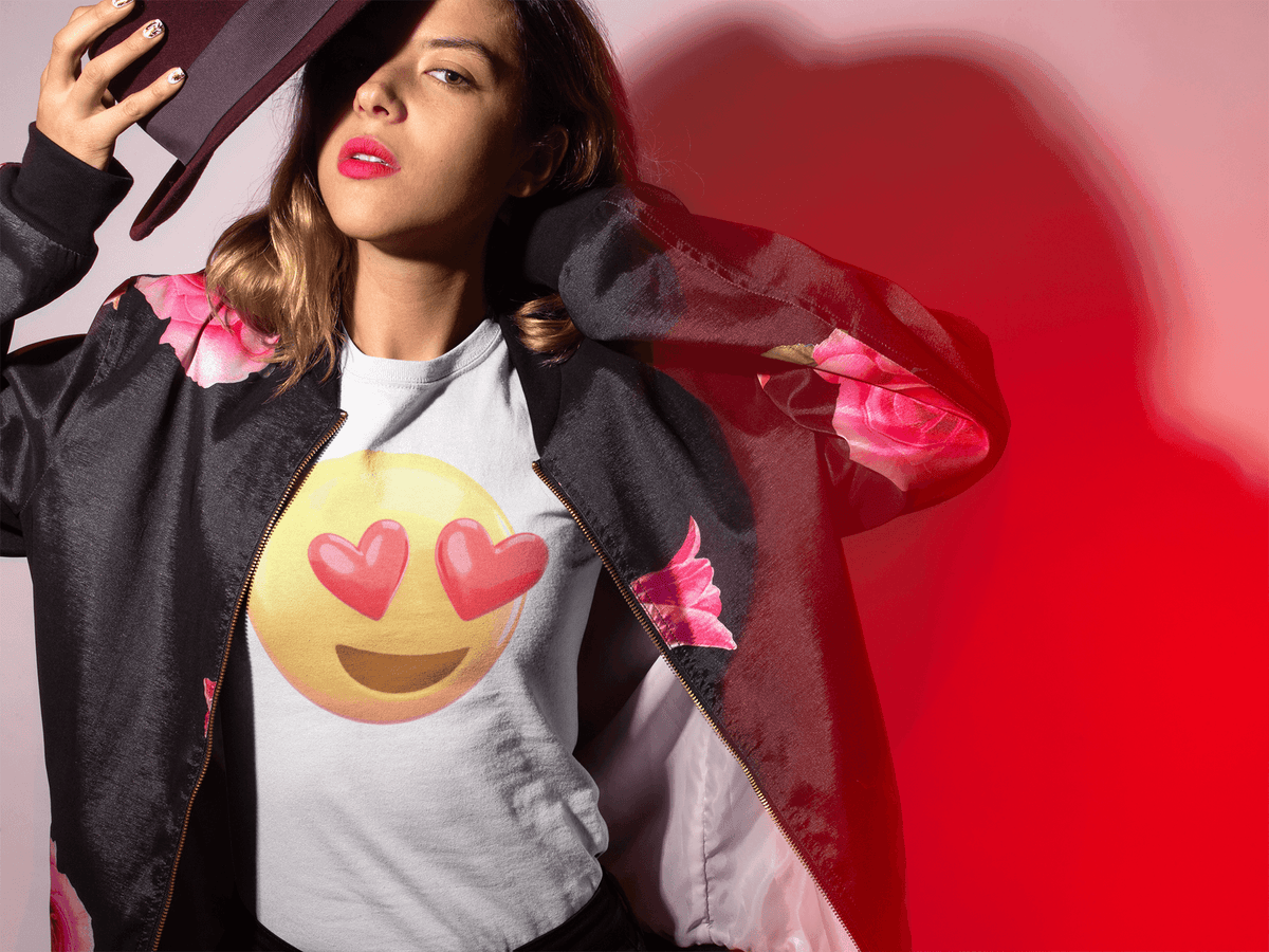 Emoji Love Eyes 3D T-shirt - StylinArt