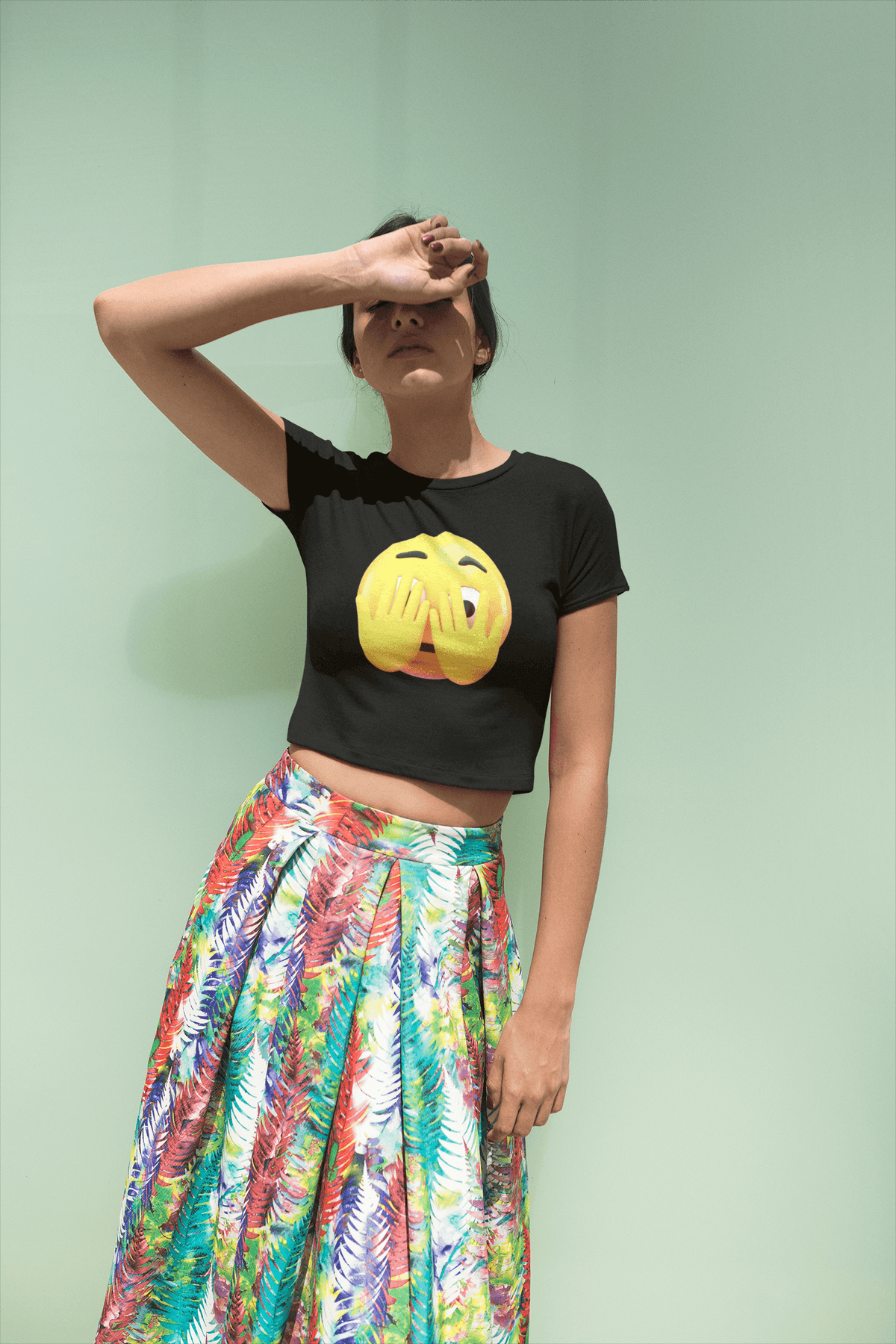 Emoji Peeking Face T-shirt - StylinArt