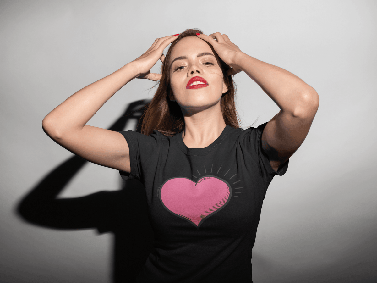 LOVE Showing Emerging T-shirt - StylinArt